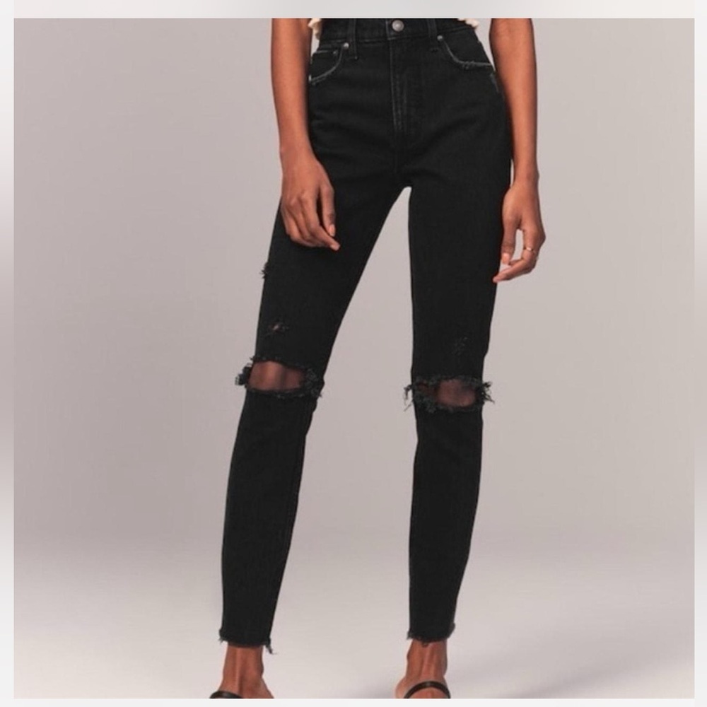 Abercrombie & Fitch High Rise Super Skinny Ankle Distressed Black‎ Jean